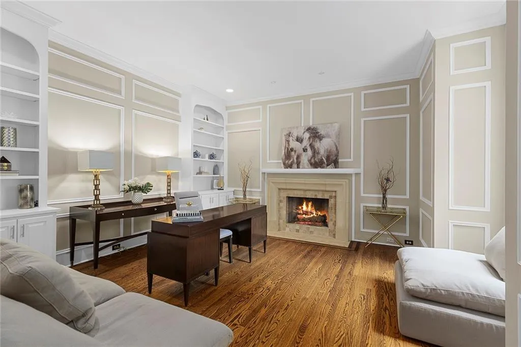 235 Helmsley Drive, Sandy Springs, Georgia 30327, 6 Bedrooms Bedrooms, ,5 BathroomsBathrooms,Residential,Sold,235 Helmsley Drive,7099830