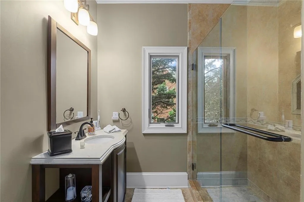 235 Helmsley Drive, Sandy Springs, Georgia 30327, 6 Bedrooms Bedrooms, ,5 BathroomsBathrooms,Residential,Sold,235 Helmsley Drive,7099830