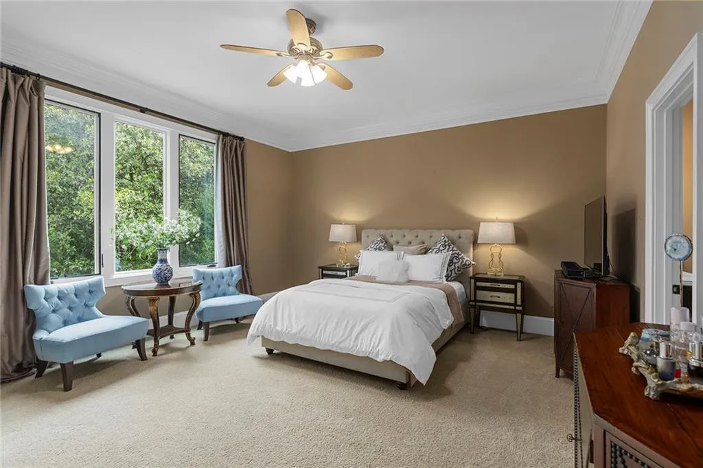 235 Helmsley Drive, Sandy Springs, Georgia 30327, 6 Bedrooms Bedrooms, ,5 BathroomsBathrooms,Residential,Sold,235 Helmsley Drive,7099830