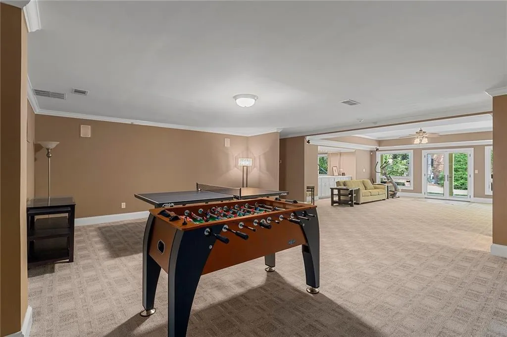 235 Helmsley Drive, Sandy Springs, Georgia 30327, 6 Bedrooms Bedrooms, ,5 BathroomsBathrooms,Residential,Sold,235 Helmsley Drive,7099830