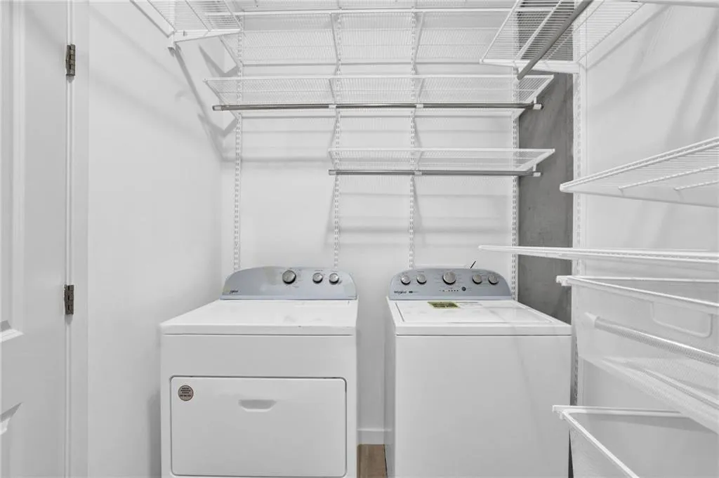 3324 Peachtree Road Ne Unit 2507, Atlanta, Georgia 30326, 1 Bedroom Bedrooms, 0 ,1 BathroomBathrooms,Residential,For Sale,3324 Peachtree Road Ne Unit 2507,7749229