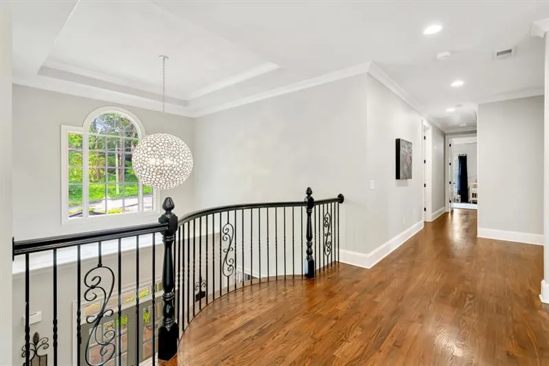 3925 Sheldon Drive Ne, Atlanta, Georgia 30342, 6 Bedrooms Bedrooms, ,5 BathroomsBathrooms,Residential,For Sale,3925 Sheldon Drive Ne,7633147
