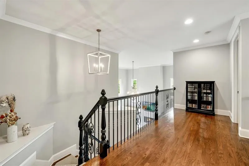 3925 Sheldon Drive Ne, Atlanta, Georgia 30342, 6 Bedrooms Bedrooms, ,5 BathroomsBathrooms,Residential,For Sale,3925 Sheldon Drive Ne,7633147