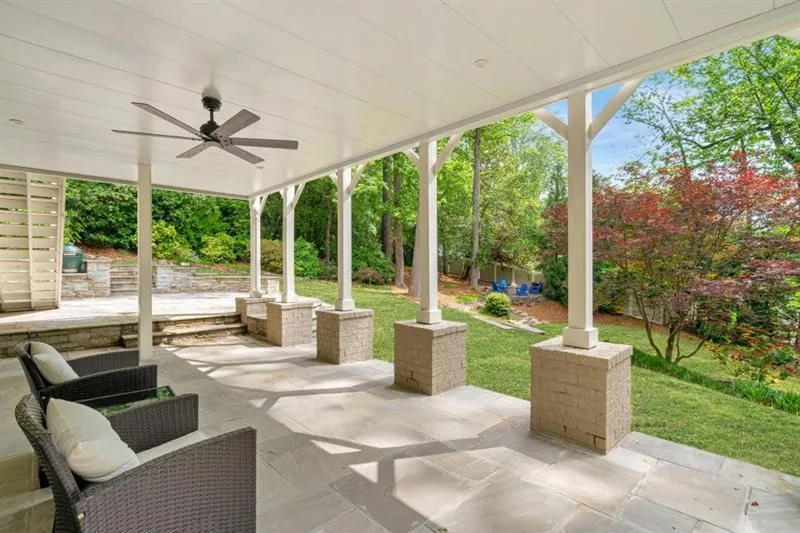 3925 Sheldon Drive Ne, Atlanta, Georgia 30342, 6 Bedrooms Bedrooms, ,5 BathroomsBathrooms,Residential,For Sale,3925 Sheldon Drive Ne,7633147