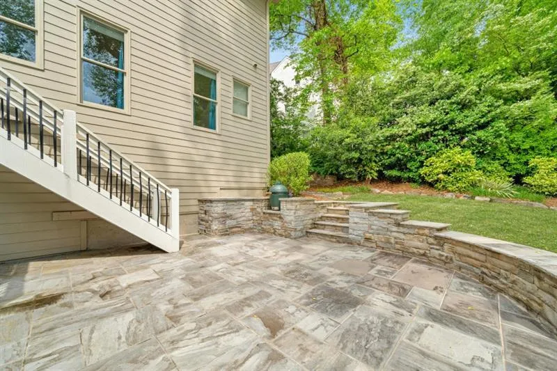 3925 Sheldon Drive Ne, Atlanta, Georgia 30342, 6 Bedrooms Bedrooms, ,5 BathroomsBathrooms,Residential,For Sale,3925 Sheldon Drive Ne,7633147