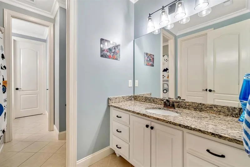 3925 Sheldon Drive Ne, Atlanta, Georgia 30342, 6 Bedrooms Bedrooms, ,5 BathroomsBathrooms,Residential,For Sale,3925 Sheldon Drive Ne,7633147