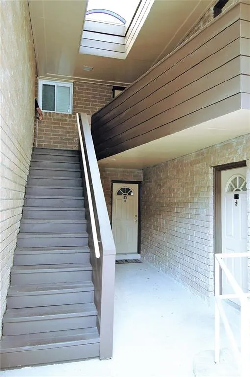 346 Carpenter Drive Unit 11, Atlanta, Georgia 30328, 2 Bedrooms Bedrooms, ,2 BathroomsBathrooms,Residential,Sold,346 Carpenter Drive Unit 11,5884211