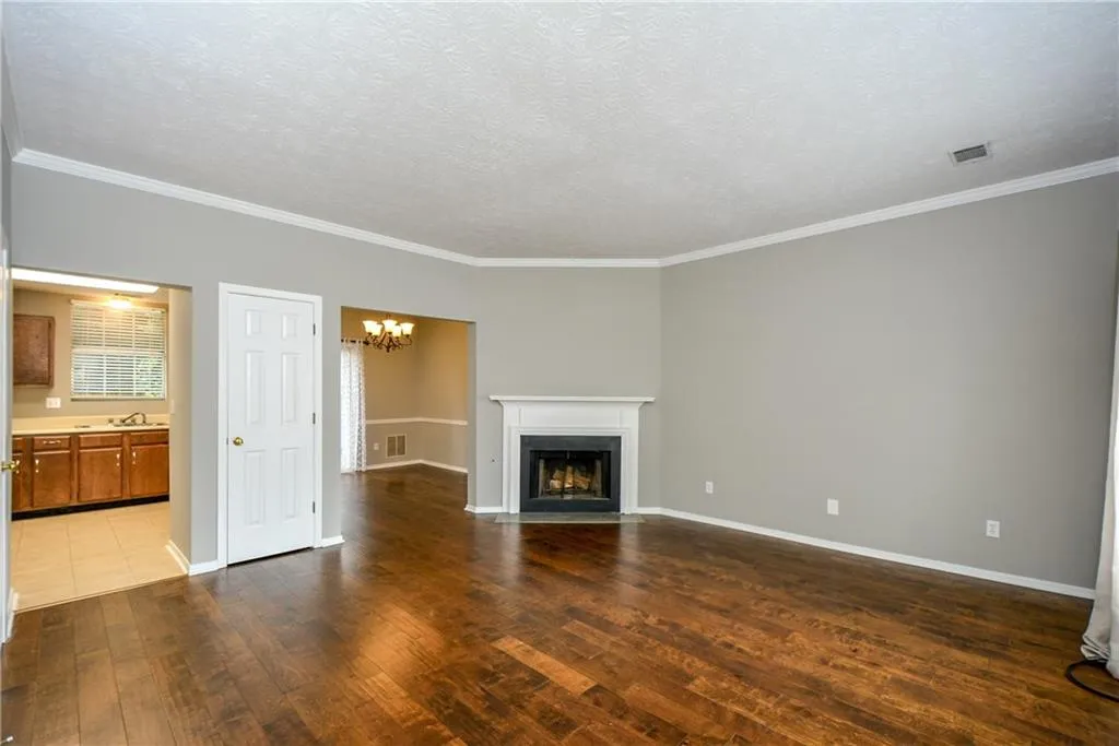 1301 Wedgewood Court, Sandy Springs, Georgia 30350, 2 Bedrooms Bedrooms, ,2 BathroomsBathrooms,Residential,Sold,1301 Wedgewood Court,6030000