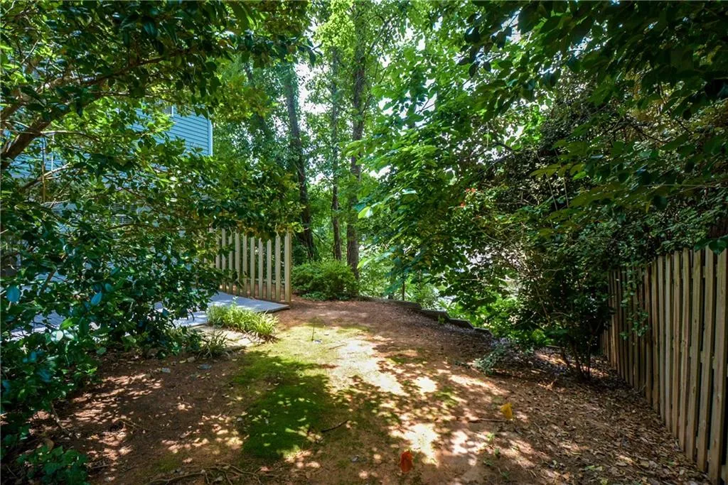 1301 Wedgewood Court, Sandy Springs, Georgia 30350, 2 Bedrooms Bedrooms, ,2 BathroomsBathrooms,Residential,Sold,1301 Wedgewood Court,6030000