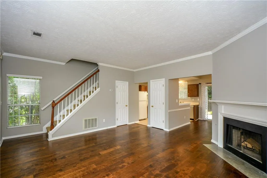 1301 Wedgewood Court, Sandy Springs, Georgia 30350, 2 Bedrooms Bedrooms, ,2 BathroomsBathrooms,Residential,Sold,1301 Wedgewood Court,6030000