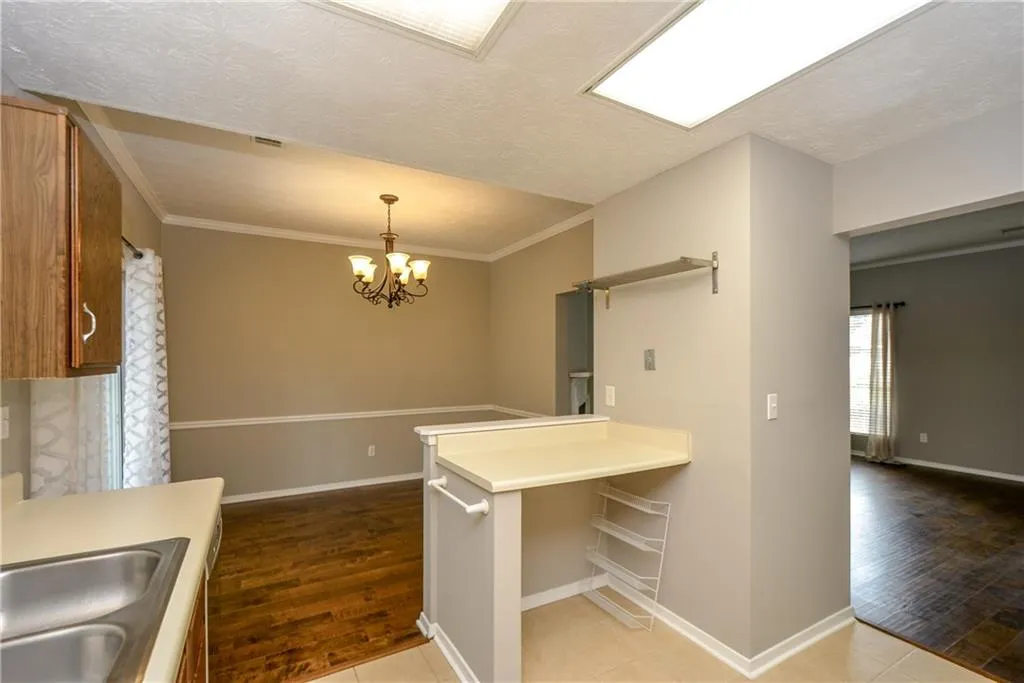 1301 Wedgewood Court, Sandy Springs, Georgia 30350, 2 Bedrooms Bedrooms, ,2 BathroomsBathrooms,Residential,Sold,1301 Wedgewood Court,6030000