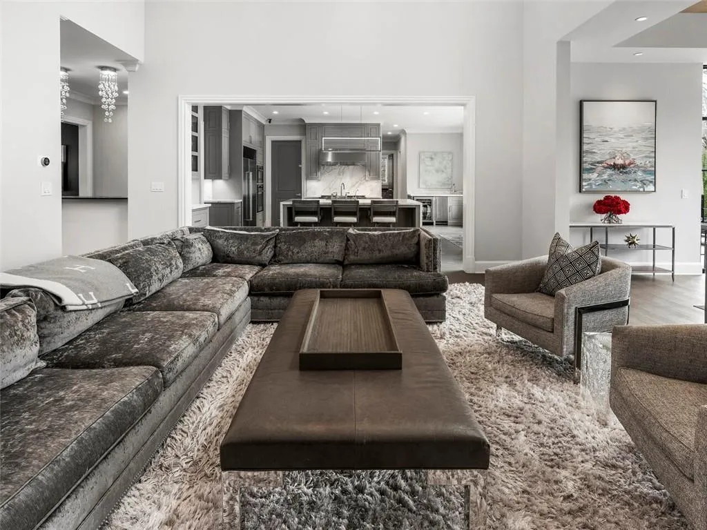 5168 Lake Forrest Drive, Atlanta, Georgia 30342, 7 Bedrooms Bedrooms, ,7 BathroomsBathrooms,Residential,Sold,5168 Lake Forrest Drive,6846535