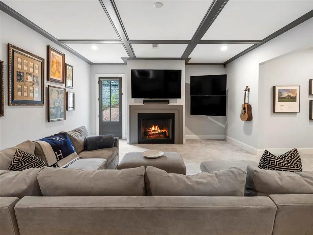 5168 Lake Forrest Drive, Atlanta, Georgia 30342, 7 Bedrooms Bedrooms, ,7 BathroomsBathrooms,Residential,Sold,5168 Lake Forrest Drive,6846535