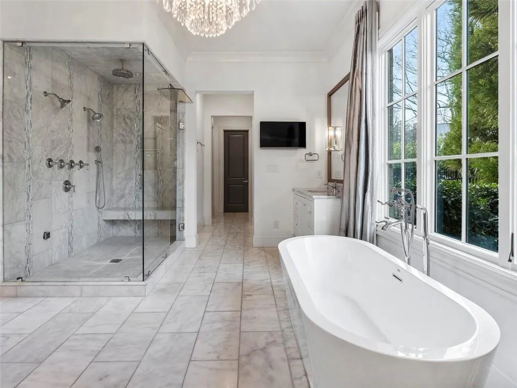 5168 Lake Forrest Drive, Atlanta, Georgia 30342, 7 Bedrooms Bedrooms, ,7 BathroomsBathrooms,Residential,Sold,5168 Lake Forrest Drive,6846535