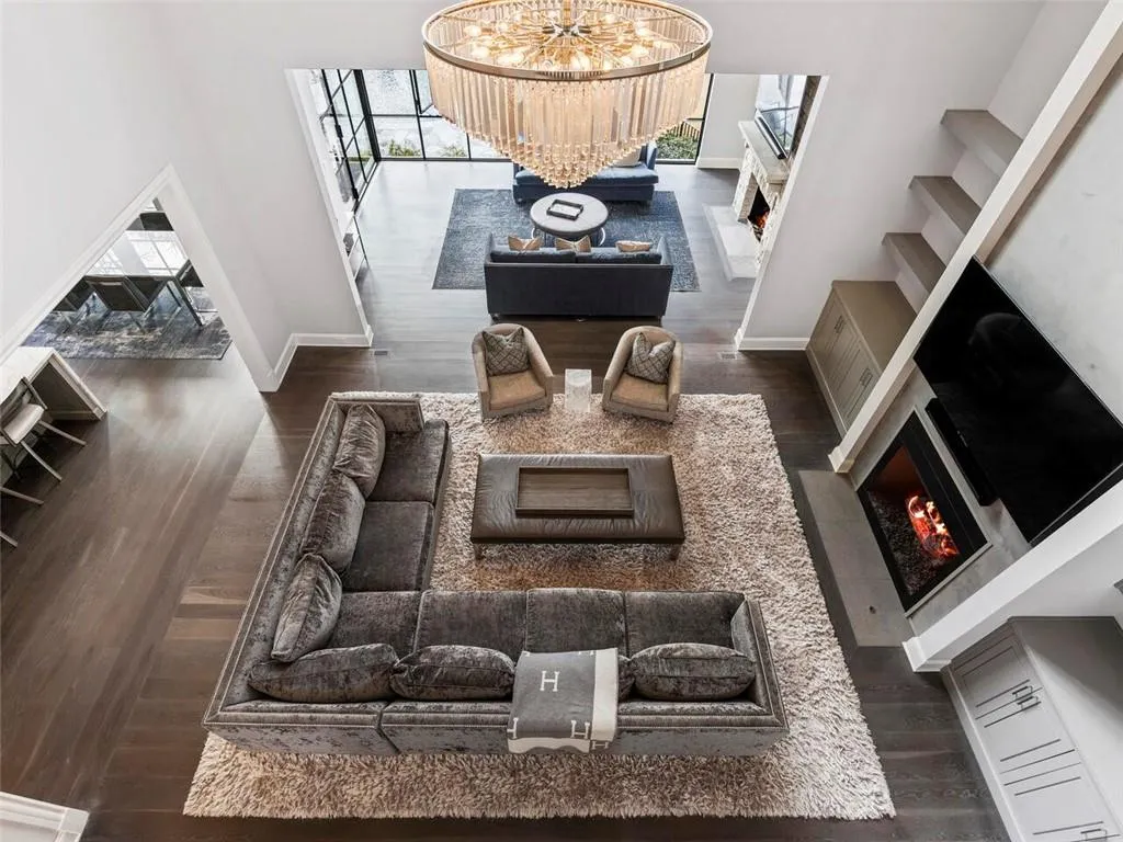 5168 Lake Forrest Drive, Atlanta, Georgia 30342, 7 Bedrooms Bedrooms, ,7 BathroomsBathrooms,Residential,Sold,5168 Lake Forrest Drive,6846535