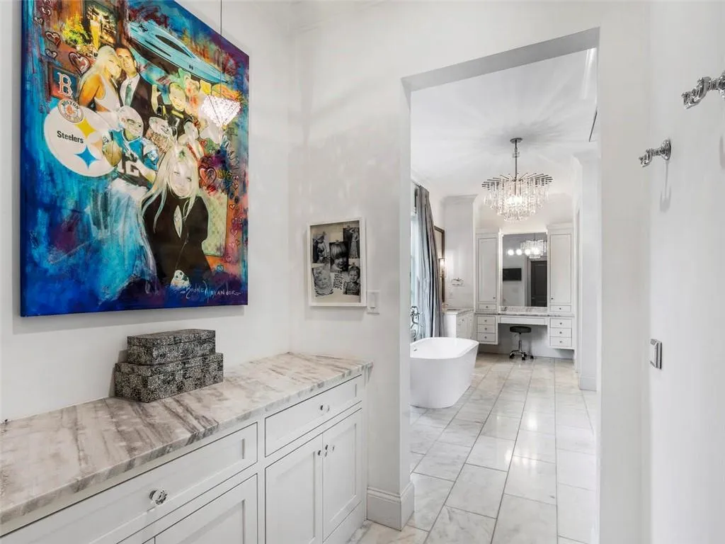5168 Lake Forrest Drive, Atlanta, Georgia 30342, 7 Bedrooms Bedrooms, ,7 BathroomsBathrooms,Residential,Sold,5168 Lake Forrest Drive,6846535