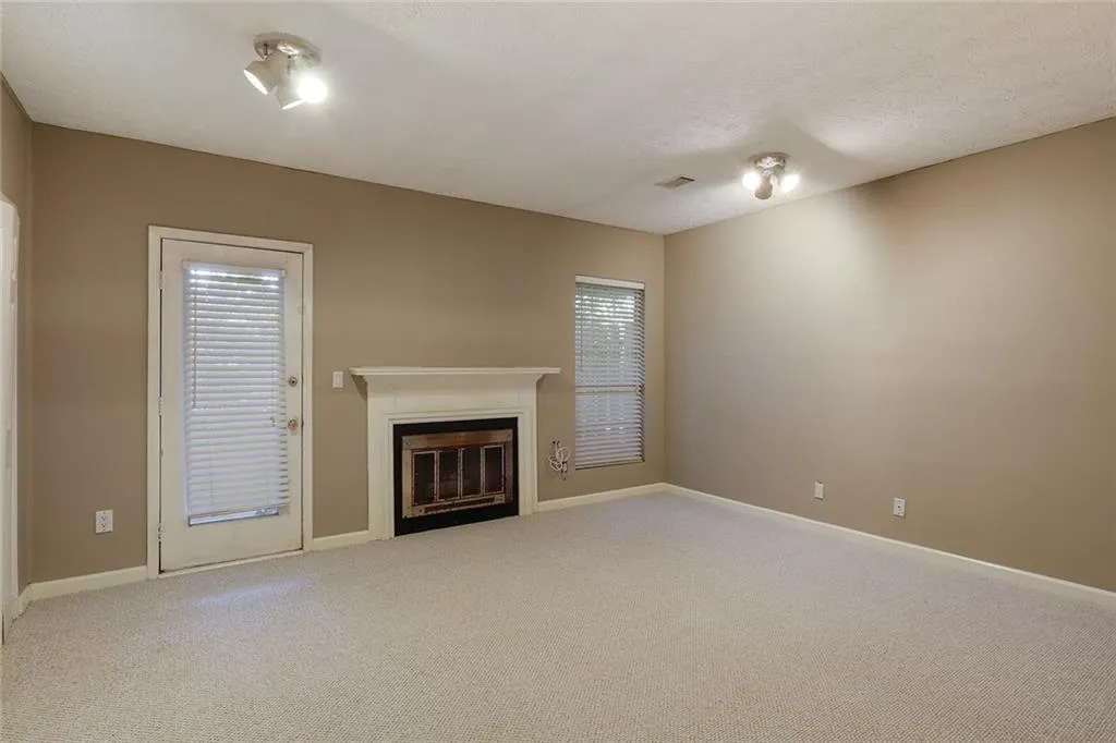 802 Wedgewood Way, Sandy Springs, Georgia 30350, 3 Bedrooms Bedrooms, ,2 BathroomsBathrooms,Residential,Sold,802 Wedgewood Way,5809566