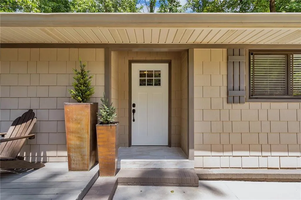 5583 Benton Woods Drive, Atlanta, Georgia 30342, 4 Bedrooms Bedrooms, ,3 BathroomsBathrooms,Residential,Sold,5583 Benton Woods Drive,6561827