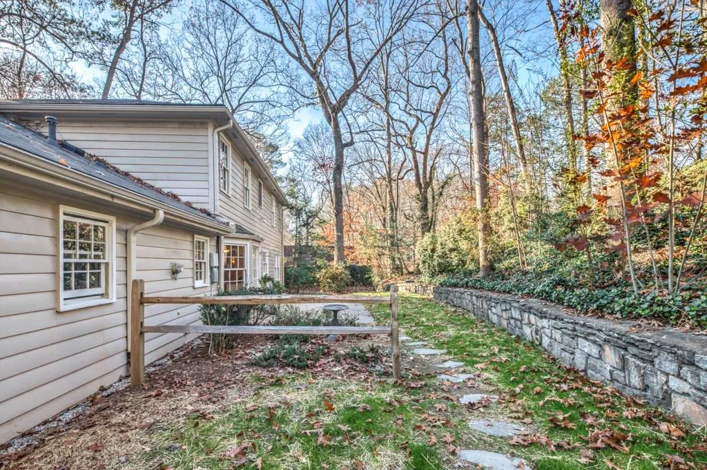 520 Forest Valley Road, Sandy Springs, Georgia 30342, 4 Bedrooms Bedrooms, ,2 BathroomsBathrooms,Residential,Sold,520 Forest Valley Road,5625752