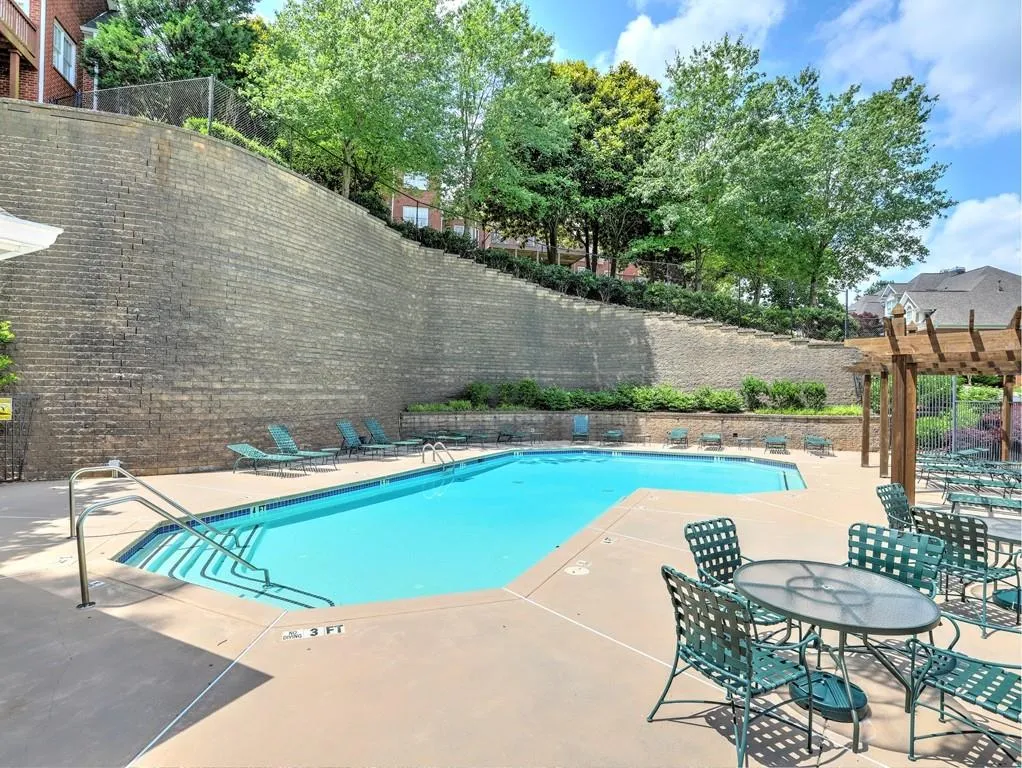 119 Brookview Circle, Atlanta, Georgia 30339, 4 Bedrooms Bedrooms, ,3 BathroomsBathrooms,Residential,Sold,119 Brookview Circle,6732196