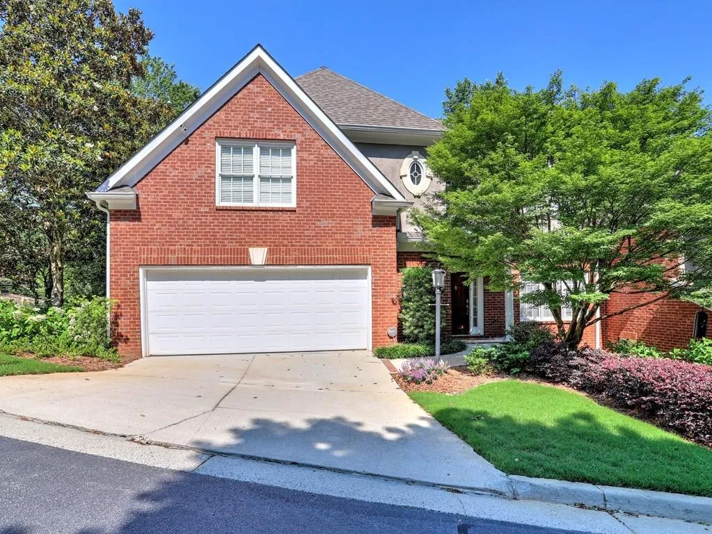 119 Brookview Circle, Atlanta, Georgia 30339, 4 Bedrooms Bedrooms, ,3 BathroomsBathrooms,Residential,Sold,119 Brookview Circle,6732196