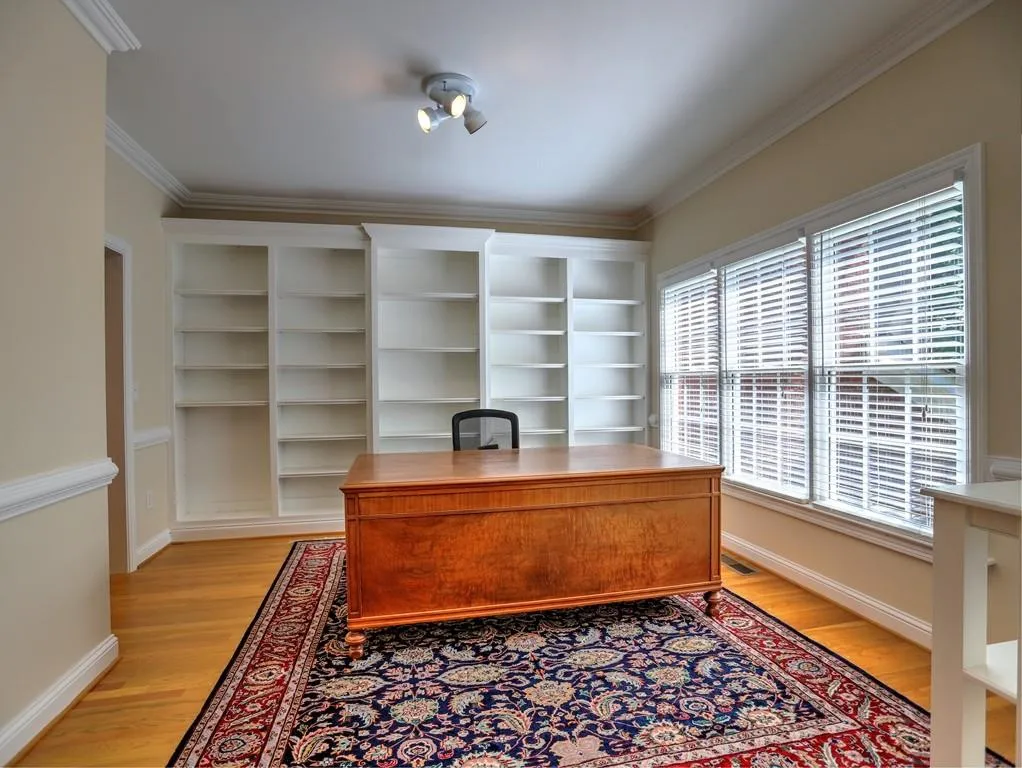 119 Brookview Circle, Atlanta, Georgia 30339, 4 Bedrooms Bedrooms, ,3 BathroomsBathrooms,Residential,Sold,119 Brookview Circle,6732196