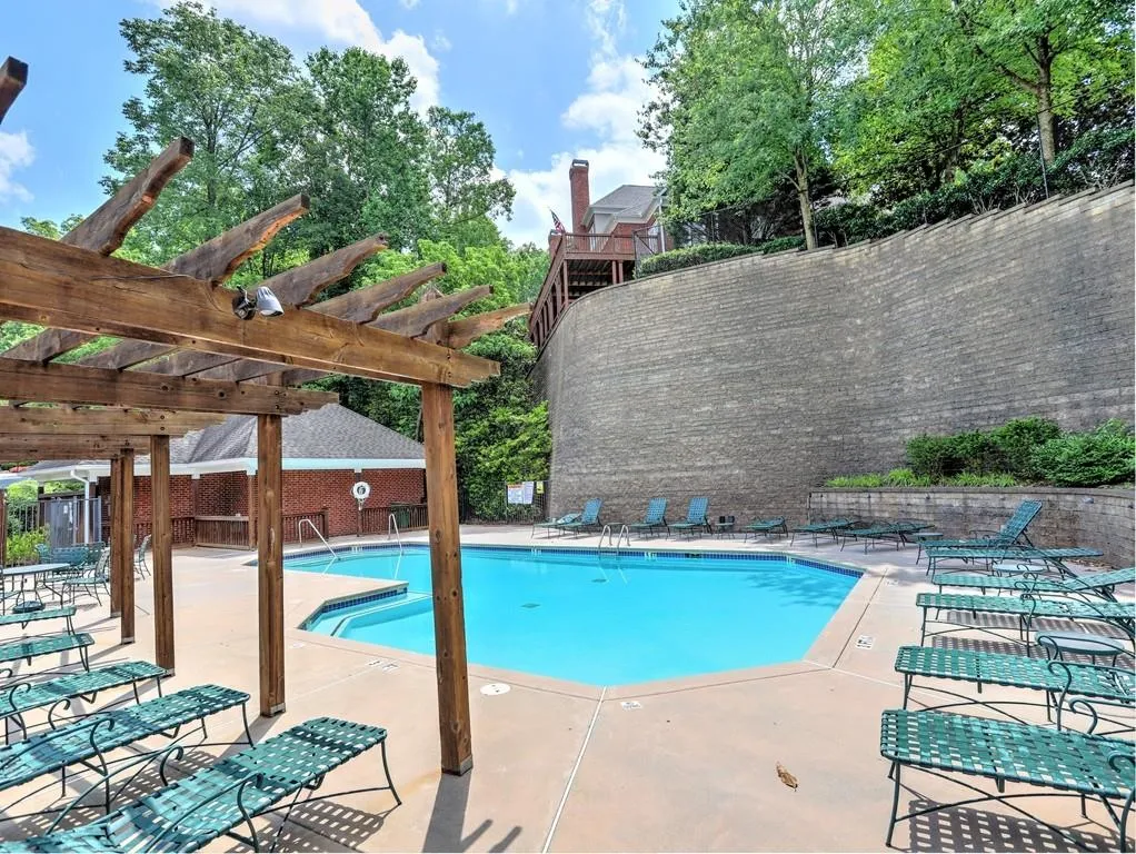 119 Brookview Circle, Atlanta, Georgia 30339, 4 Bedrooms Bedrooms, ,3 BathroomsBathrooms,Residential,Sold,119 Brookview Circle,6732196