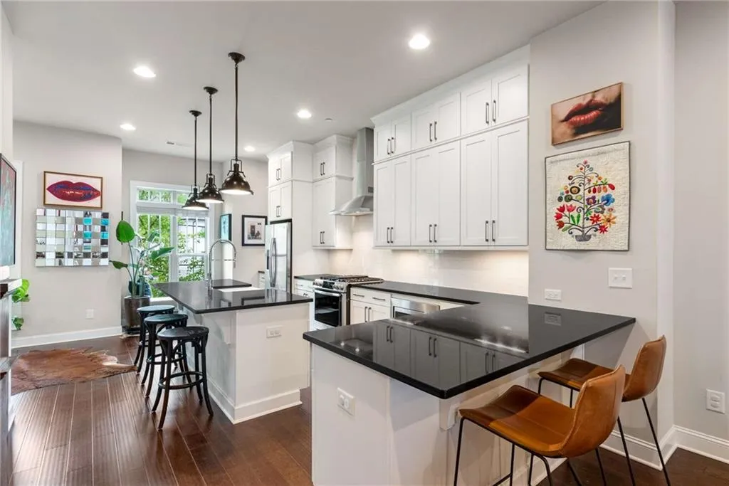 259 Franklin Road, Sandy Springs, Georgia 30342, 3 Bedrooms Bedrooms, ,3 BathroomsBathrooms,Residential,Sold,259 Franklin Road,7366510