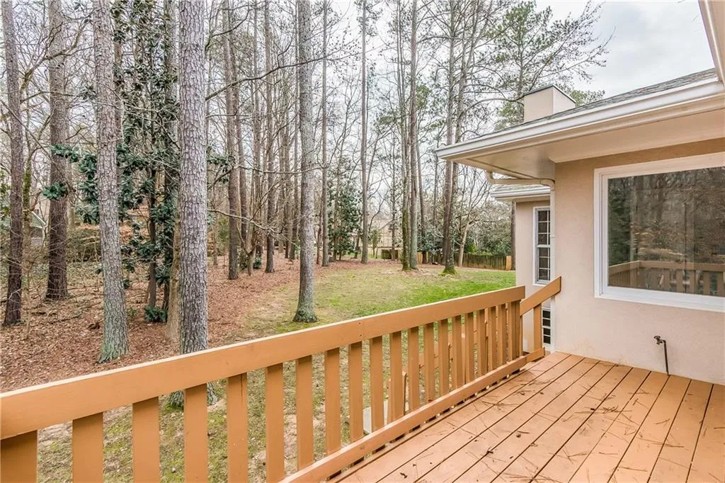 5015 Magnolia Bluff Drive, Sandy Springs, Georgia 30350, 4 Bedrooms Bedrooms, ,4 BathroomsBathrooms,Residential,Sold,5015 Magnolia Bluff Drive,5789390