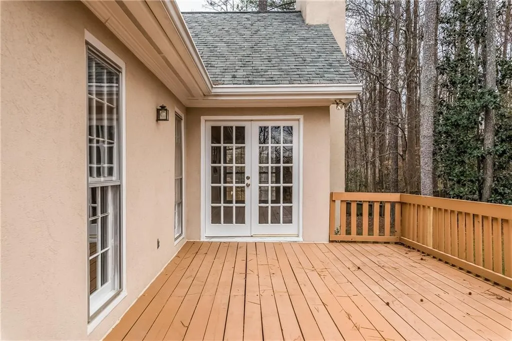 5015 Magnolia Bluff Drive, Sandy Springs, Georgia 30350, 4 Bedrooms Bedrooms, ,4 BathroomsBathrooms,Residential,Sold,5015 Magnolia Bluff Drive,5789390