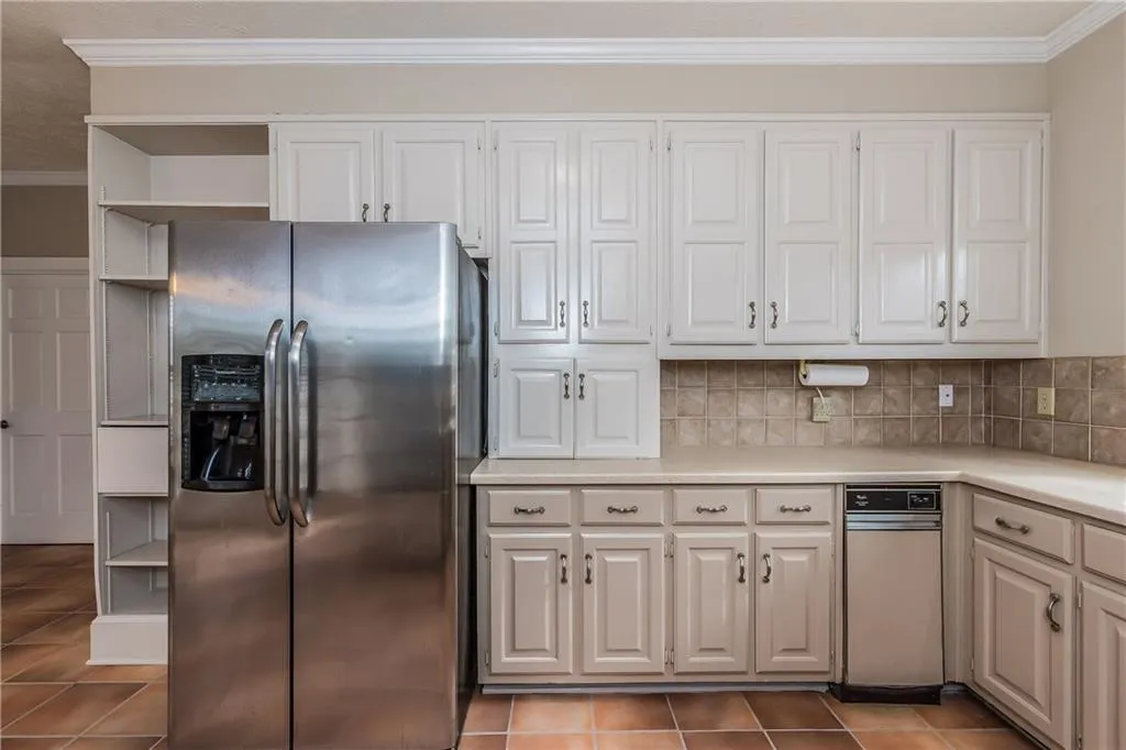 5015 Magnolia Bluff Drive, Sandy Springs, Georgia 30350, 4 Bedrooms Bedrooms, ,4 BathroomsBathrooms,Residential,Sold,5015 Magnolia Bluff Drive,5789390