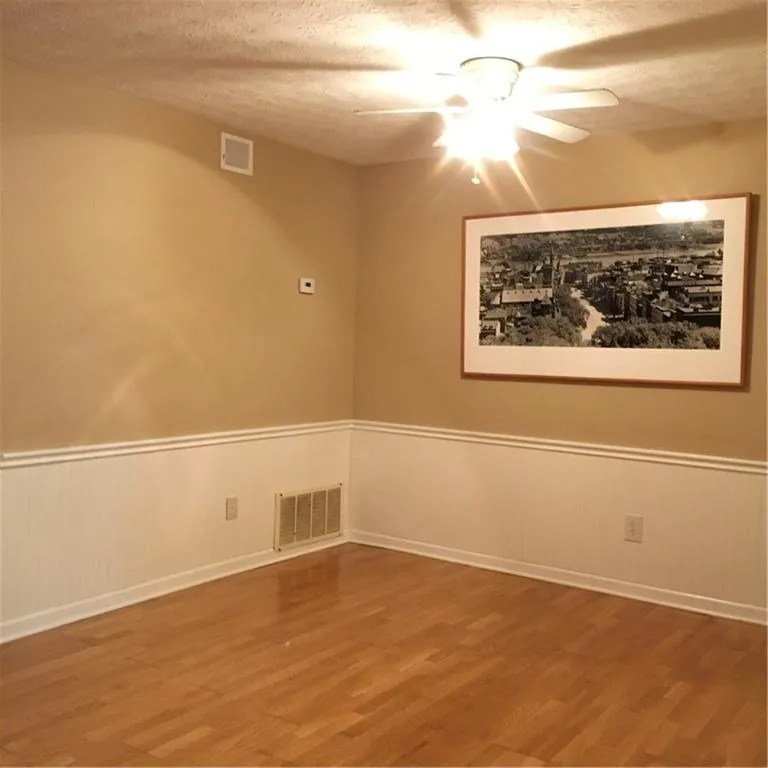 703 Woodcliff Drive Unit 703, Sandy Springs, Georgia 30350, 1 Bedroom Bedrooms, ,1 BathroomBathrooms,Residential,Sold,703 Woodcliff Drive Unit 703,5776442