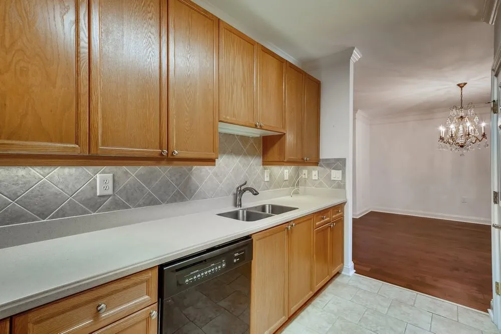 5415 Northland Drive Unit 212, Sandy Springs, Georgia 30342, 3 Bedrooms Bedrooms, ,2 BathroomsBathrooms,Residential,Sold,5415 Northland Drive Unit 212,6938909