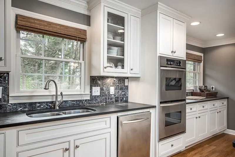 220 N Springs Court Nw, Sandy Springs, Georgia 30328, 4 Bedrooms Bedrooms, ,3 BathroomsBathrooms,Residential,Sold,220 N Springs Court Nw,5805836
