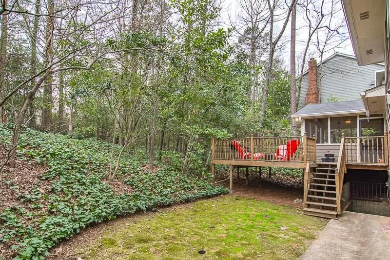 220 N Springs Court Nw, Sandy Springs, Georgia 30328, 4 Bedrooms Bedrooms, ,3 BathroomsBathrooms,Residential,Sold,220 N Springs Court Nw,5805836