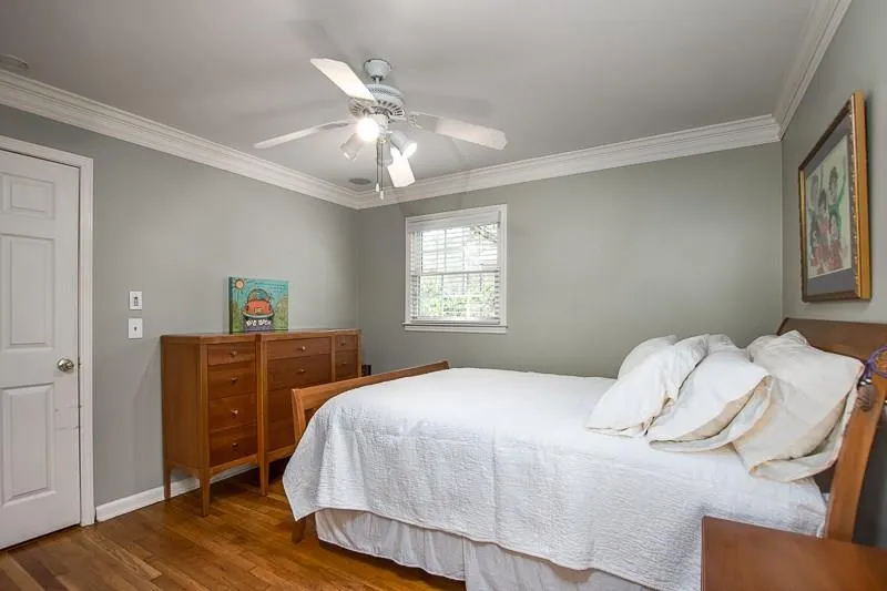 220 N Springs Court Nw, Sandy Springs, Georgia 30328, 4 Bedrooms Bedrooms, ,3 BathroomsBathrooms,Residential,Sold,220 N Springs Court Nw,5805836