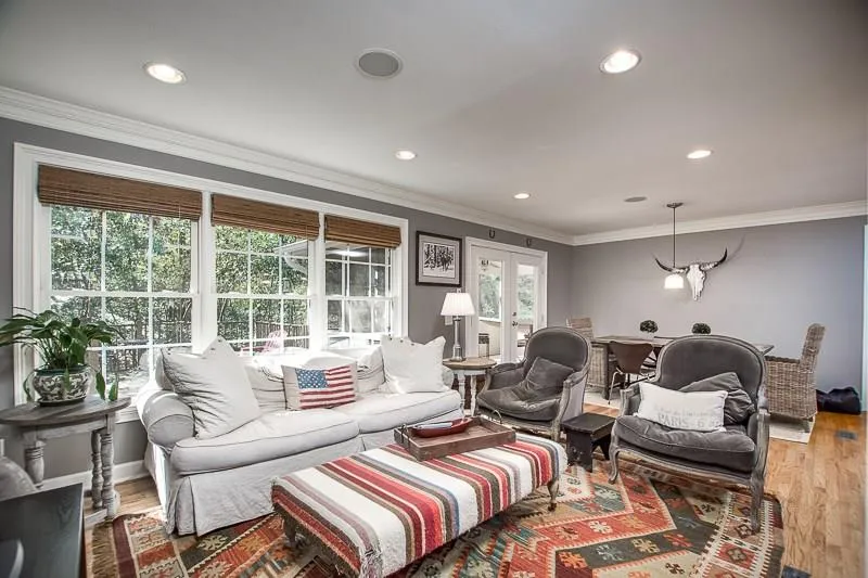 220 N Springs Court Nw, Sandy Springs, Georgia 30328, 4 Bedrooms Bedrooms, ,3 BathroomsBathrooms,Residential,Sold,220 N Springs Court Nw,5805836