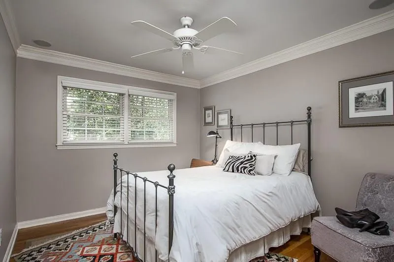 220 N Springs Court Nw, Sandy Springs, Georgia 30328, 4 Bedrooms Bedrooms, ,3 BathroomsBathrooms,Residential,Sold,220 N Springs Court Nw,5805836