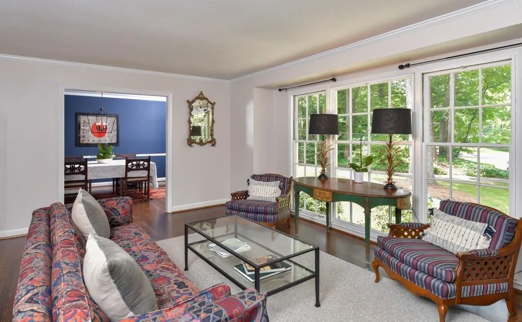 711 Starlight Drive, Atlanta, Georgia 30342, 4 Bedrooms Bedrooms, ,2 BathroomsBathrooms,Residential,Sold,711 Starlight Drive,6593855