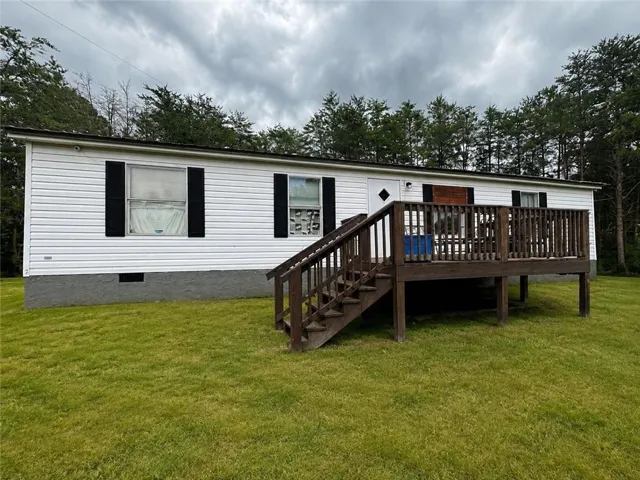 60 Limber Lost Trail, Cleveland, Georgia 30528