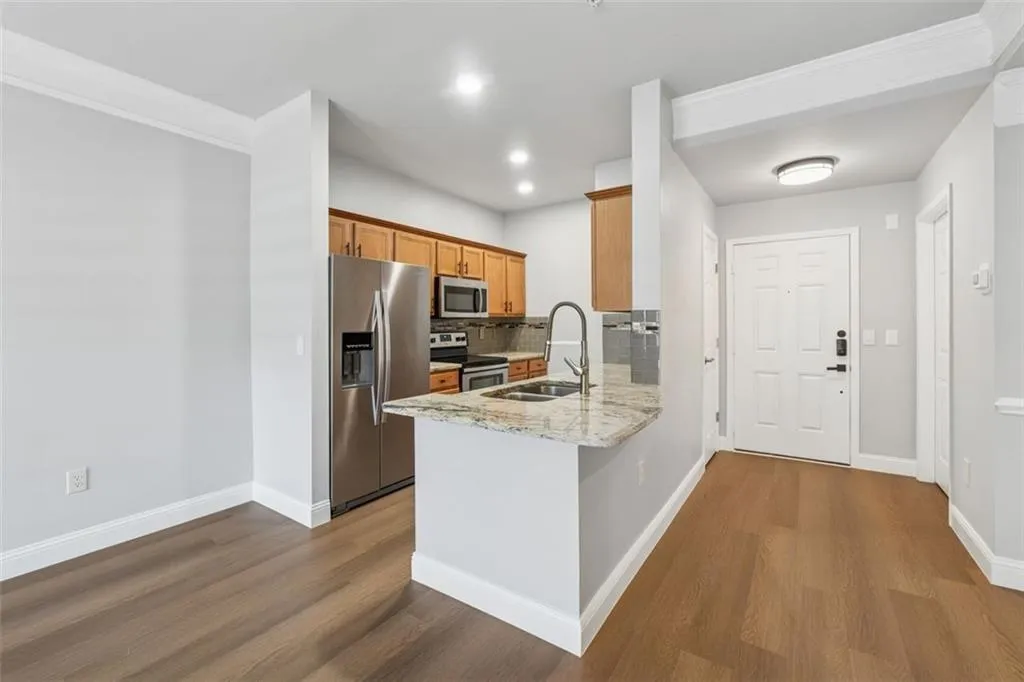2700 Pine Tree Road Ne Unit 1115, Atlanta, Georgia 30324, 1 Bedroom Bedrooms, 0 ,1 BathroomBathrooms,Residential,For Sale,2700 Pine Tree Road Ne Unit 1115,7832759