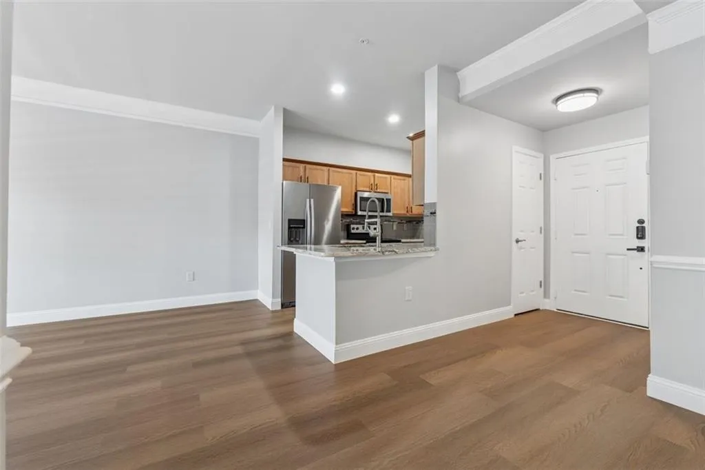 2700 Pine Tree Road Ne Unit 1115, Atlanta, Georgia 30324, 1 Bedroom Bedrooms, 0 ,1 BathroomBathrooms,Residential,For Sale,2700 Pine Tree Road Ne Unit 1115,7832759
