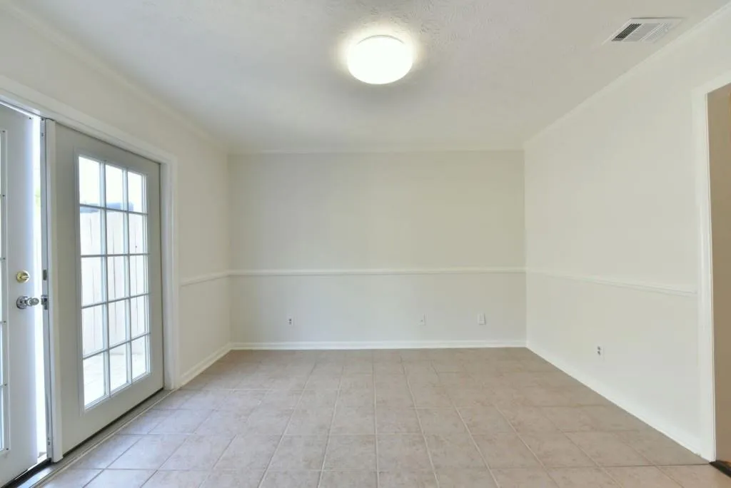 390 N River Parkway Unit F, Sandy Springs, Georgia 30350, 3 Bedrooms Bedrooms, ,2 BathroomsBathrooms,Residential,Sold,390 N River Parkway Unit F,5936624 390 N River Parkway Unit F, Sandy Springs, Georgia 30350, 3 Bedrooms Bedrooms, ,2 BathroomsBathrooms,Residential,Sold,390 N River Parkway Unit F,5936624