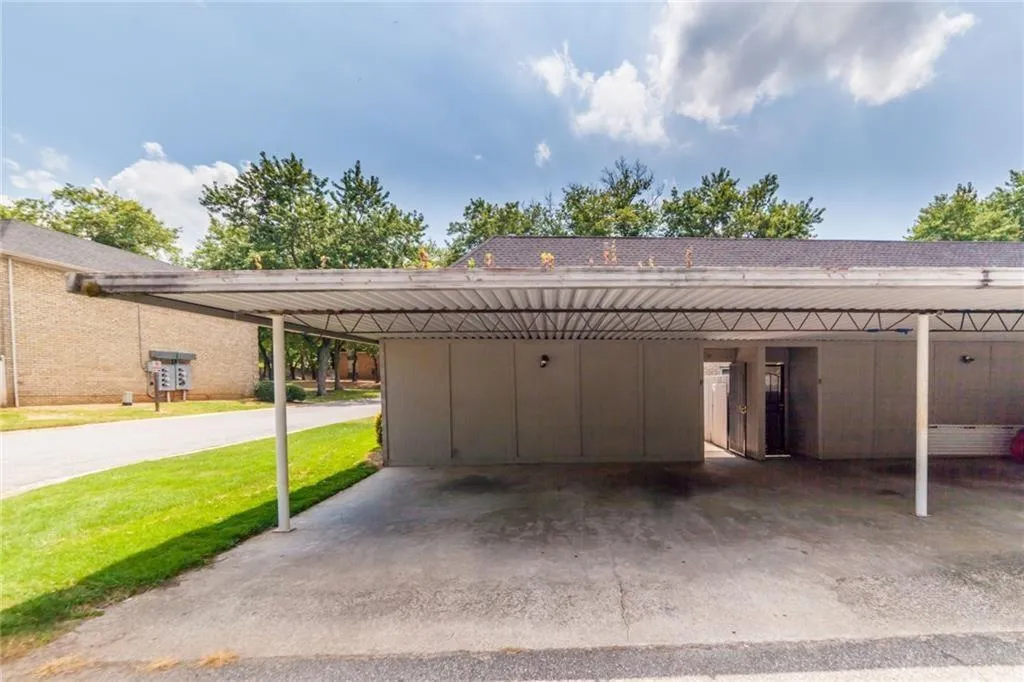 390 N River Parkway Unit F, Sandy Springs, Georgia 30350, 3 Bedrooms Bedrooms, ,2 BathroomsBathrooms,Residential,Sold,390 N River Parkway Unit F,5936624 390 N River Parkway Unit F, Sandy Springs, Georgia 30350, 3 Bedrooms Bedrooms, ,2 BathroomsBathrooms,Residential,Sold,390 N River Parkway Unit F,5936624