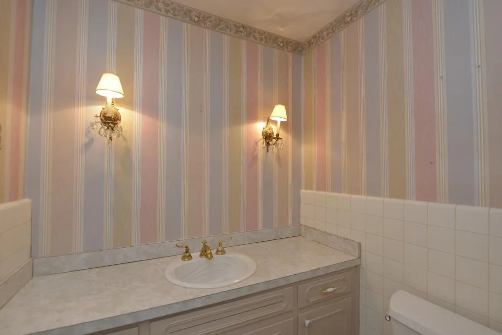 5200 High Point Road, Sandy Springs, Georgia 30342, 5 Bedrooms Bedrooms, ,3 BathroomsBathrooms,Residential,Sold,5200 High Point Road,5730619