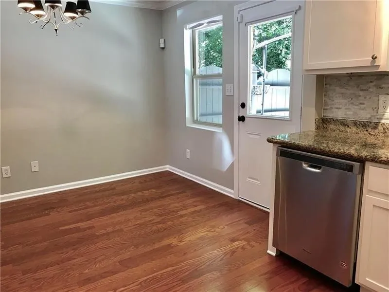 255 Winding River Drive Unit B, Sandy Springs, Georgia 30350, 2 Bedrooms Bedrooms, ,1 BathroomBathrooms,Residential,Sold,255 Winding River Drive Unit B,6055956