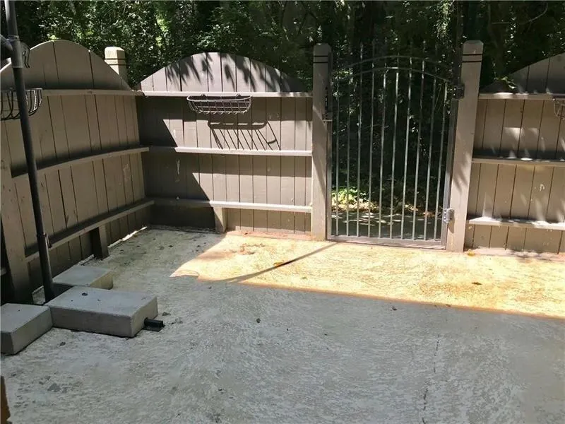 255 Winding River Drive Unit B, Sandy Springs, Georgia 30350, 2 Bedrooms Bedrooms, ,1 BathroomBathrooms,Residential,Sold,255 Winding River Drive Unit B,6055956