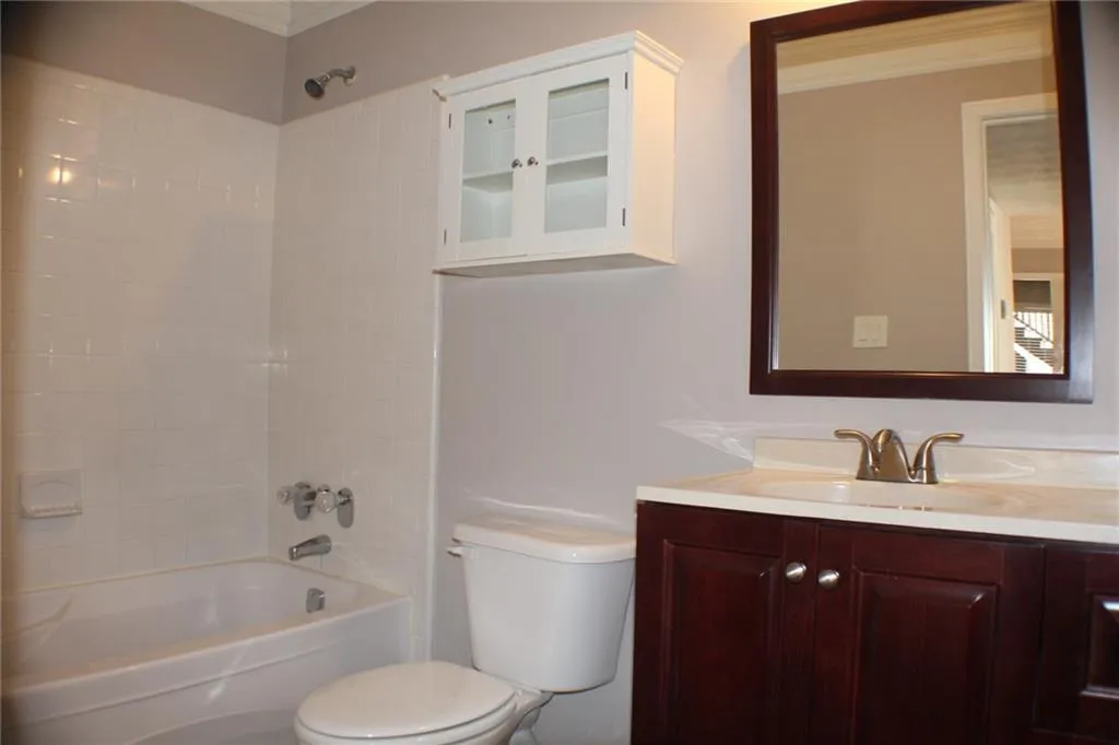 610 River Run Drive, Sandy Springs, Georgia 30350, 1 Bedroom Bedrooms, ,1 BathroomBathrooms,Residential,Sold,610 River Run Drive,5645912