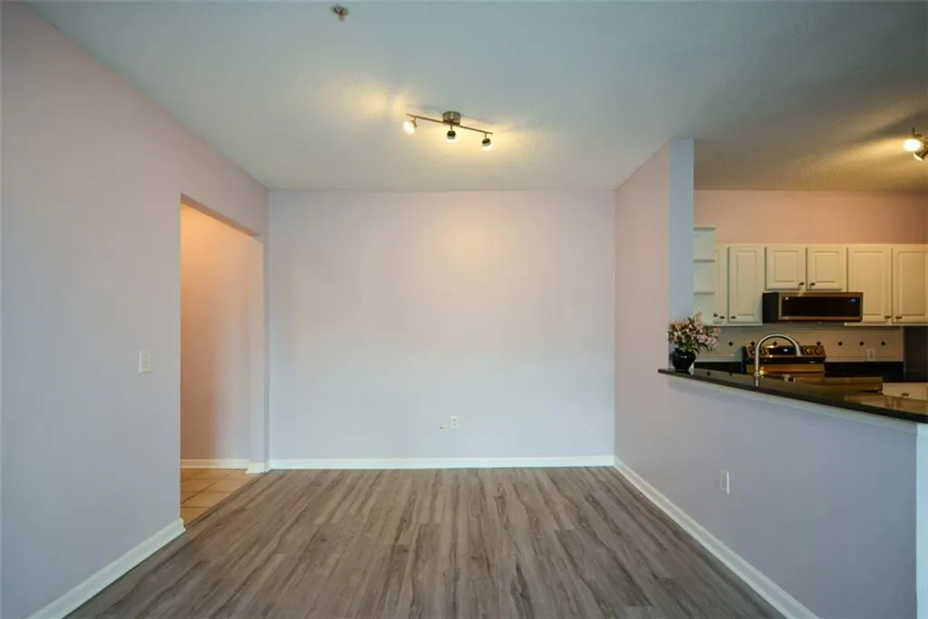 955 Juniper Street Unit 4112, Atlanta, Georgia 30309, 2 Bedrooms Bedrooms, ,2 BathroomsBathrooms,Residential,For Sale,955 Juniper Street Unit 4112,7629191