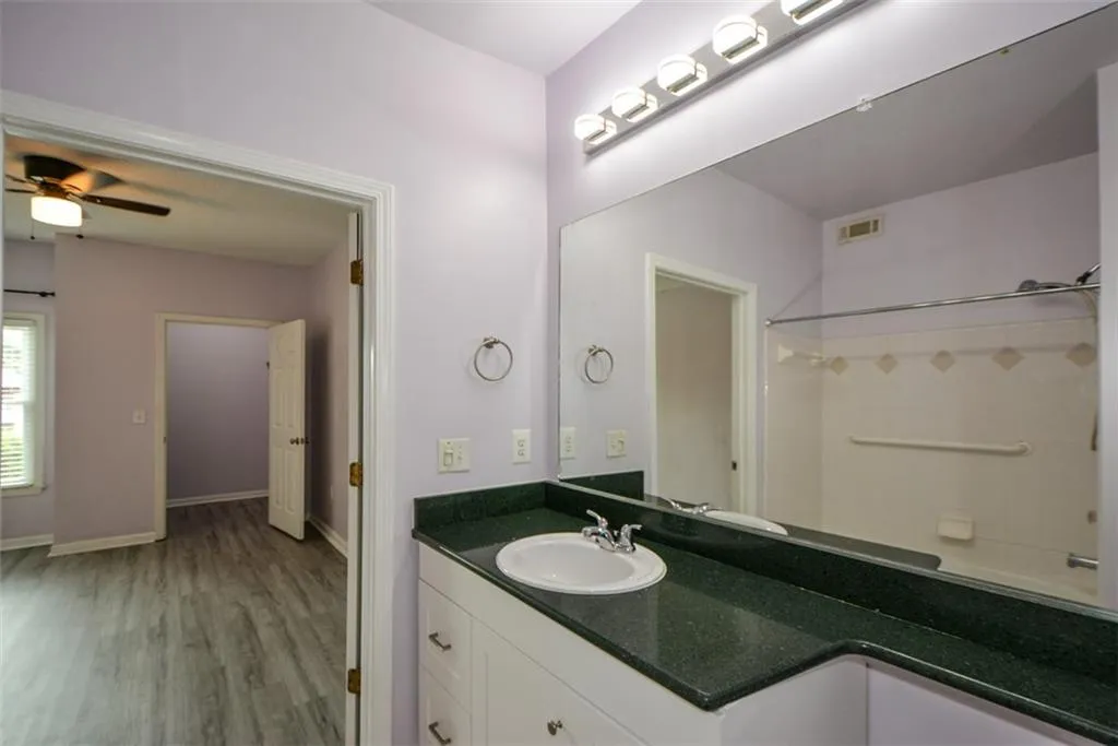 955 Juniper Street Unit 4112, Atlanta, Georgia 30309, 2 Bedrooms Bedrooms, ,2 BathroomsBathrooms,Residential,For Sale,955 Juniper Street Unit 4112,7629191